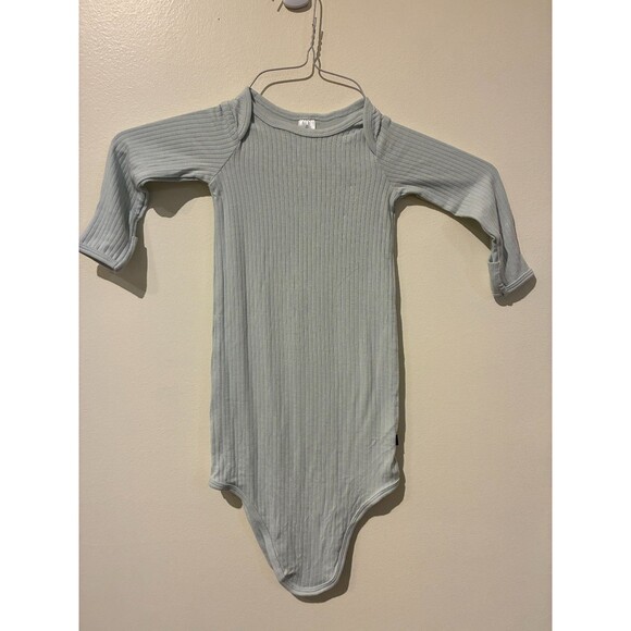 NWOT Modern Moments Pale Green Gown - 0-3M - Picture 1 of 3